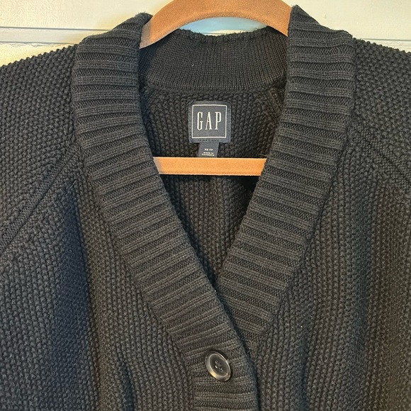 GAP button sweater - Picture 2 of 2